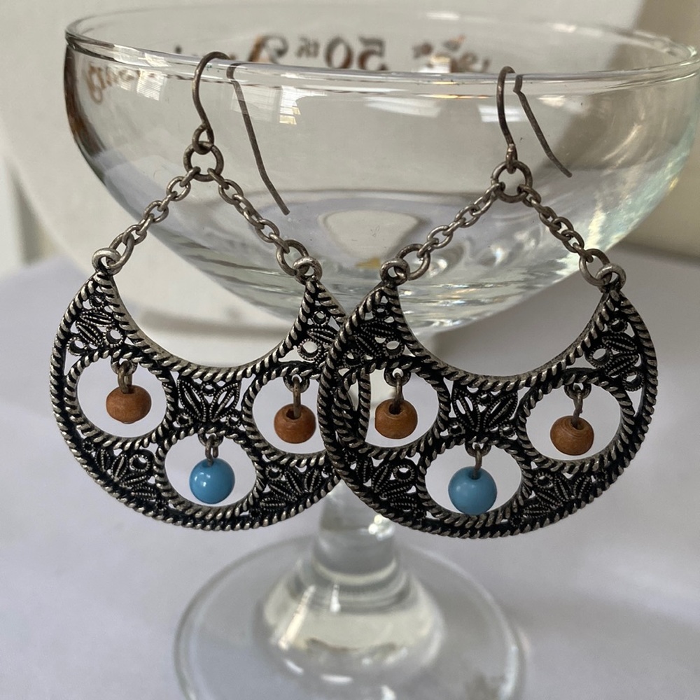 Dangling Scrollwork silvertone earrings with beads
